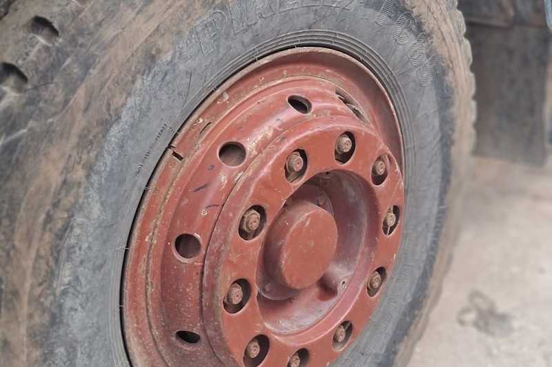 OmecoHub - Immagine IVECO 330.30